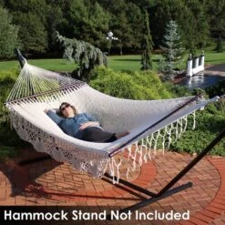 Sunnydaze Decor Sunnydaze Heavy-Duty Deluxe Hand-Woven Cotton American-Style Mayan Hammock With Spreader Bars - 770 Lb Weight Capacity -Sunnydaze Decor GUEST a6538edc 542e 4813 b570 52c7bd35c58d