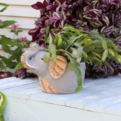 Sunnydaze Decor Sunnydaze Elsie The Elephant Planter Statue - Indoor/Outdoor Decorative Figurine - 8.5"